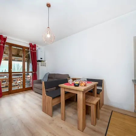 Guesthost - Lovely Flat X6 In Nature With Parking Space 塔尔维西奥